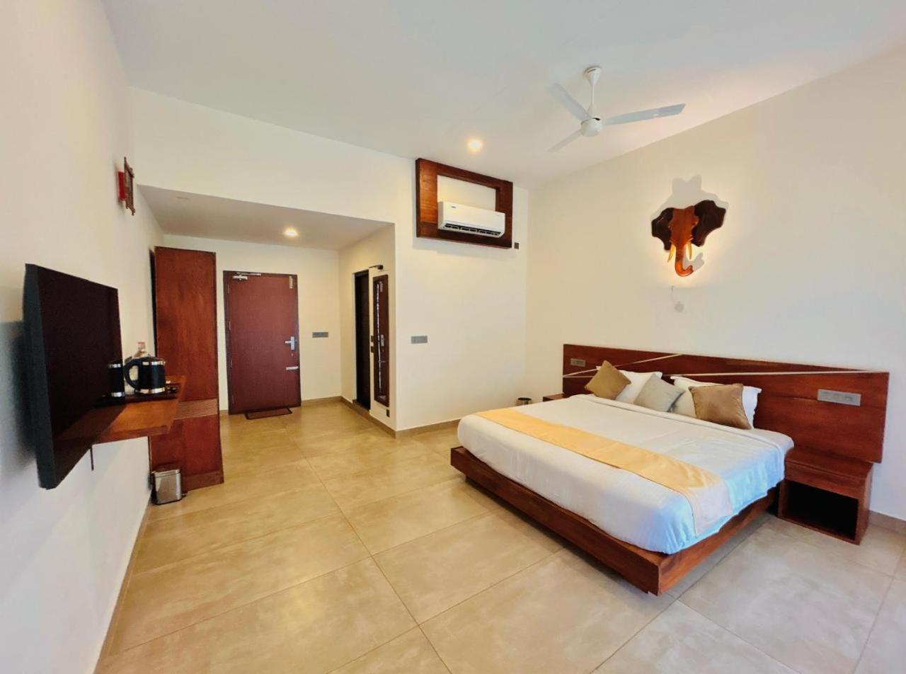 Spice Forest Plantation Homestay, Thekkady Vandiperiyār Exterior foto